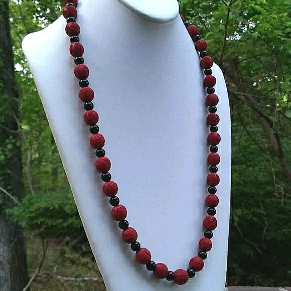 *UNSIGNED BOOK PC* c'70s Carved Chinese Longevity Bead Necklace - Picture 4 of 13